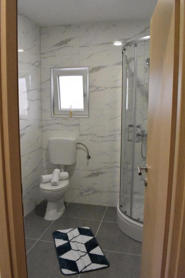 Apartmani Skorpion Kaštela 外观 照片