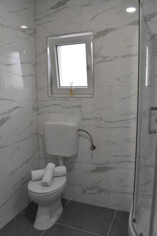 Apartmani Skorpion Kaštela 外观 照片