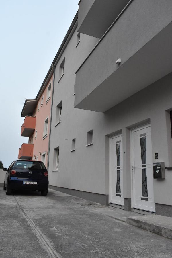 Apartmani Skorpion Kaštela 外观 照片